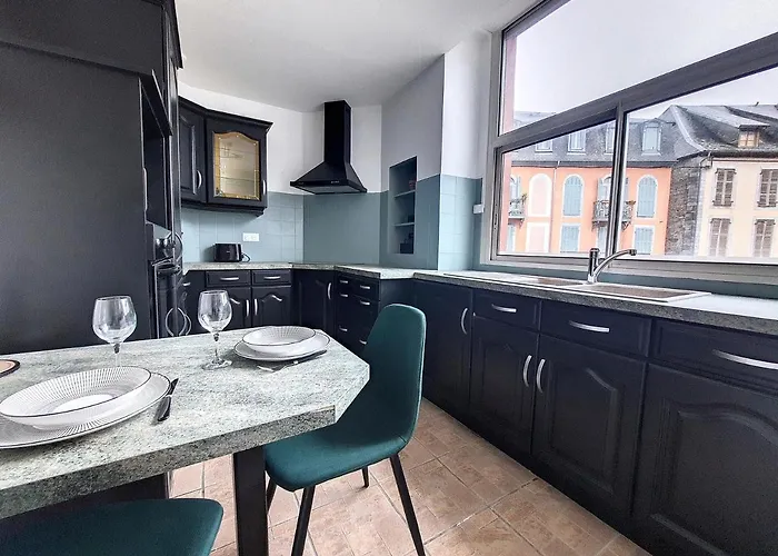 Le Twenties*fibre*netflix*ménage Appartement Bagnères-de-Bigorre